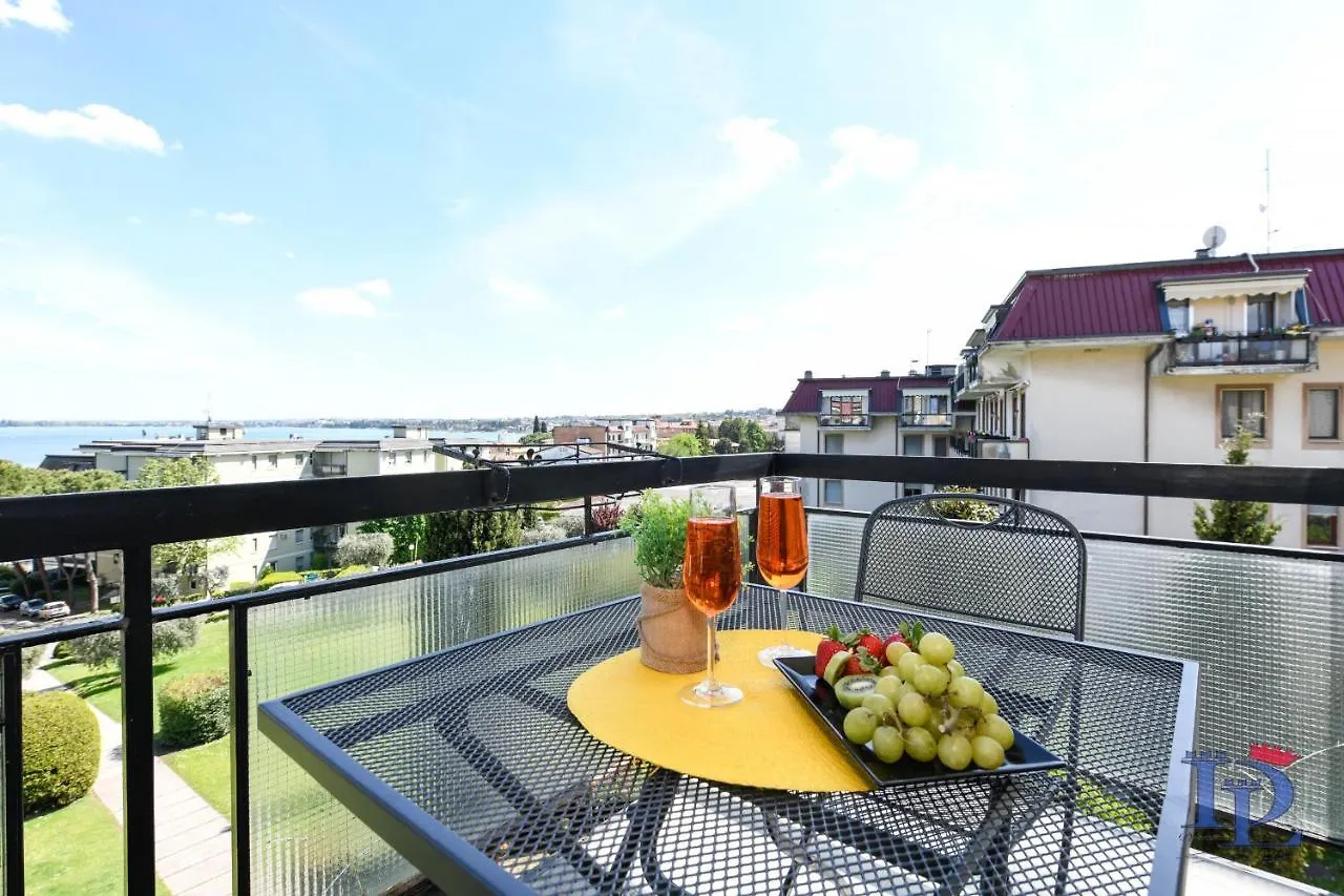 Apartment Desenzanoloft Partner Marriott Homes & Villas - Splendido Desenzano del Garda Italy